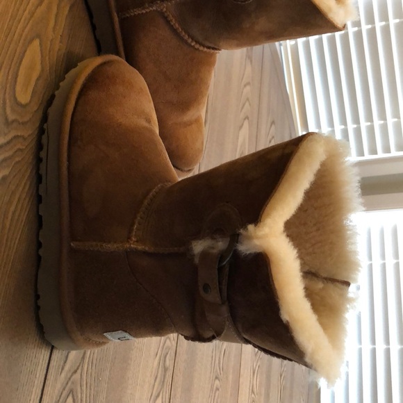 Good condition Ugg Boots!!!! - Picture 3 of 6
